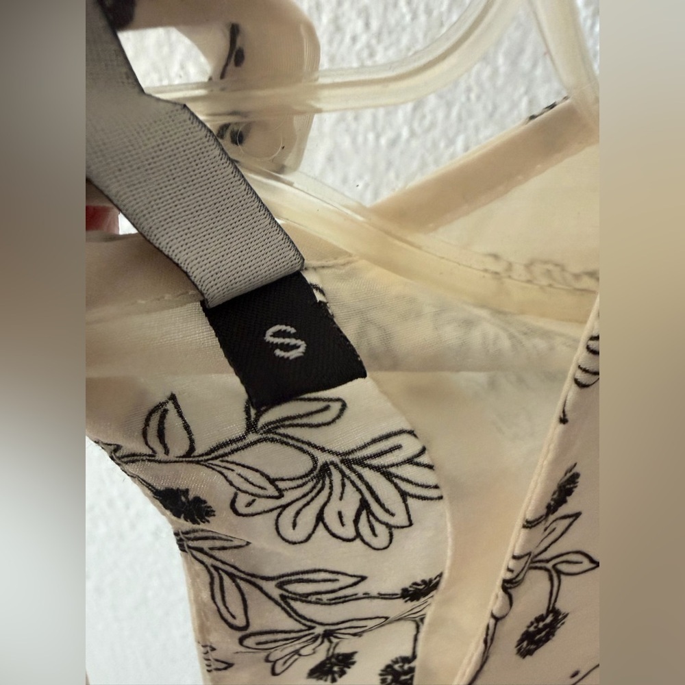SARA LANZI
Long apron dress wild berry print - Picture 11 of 11